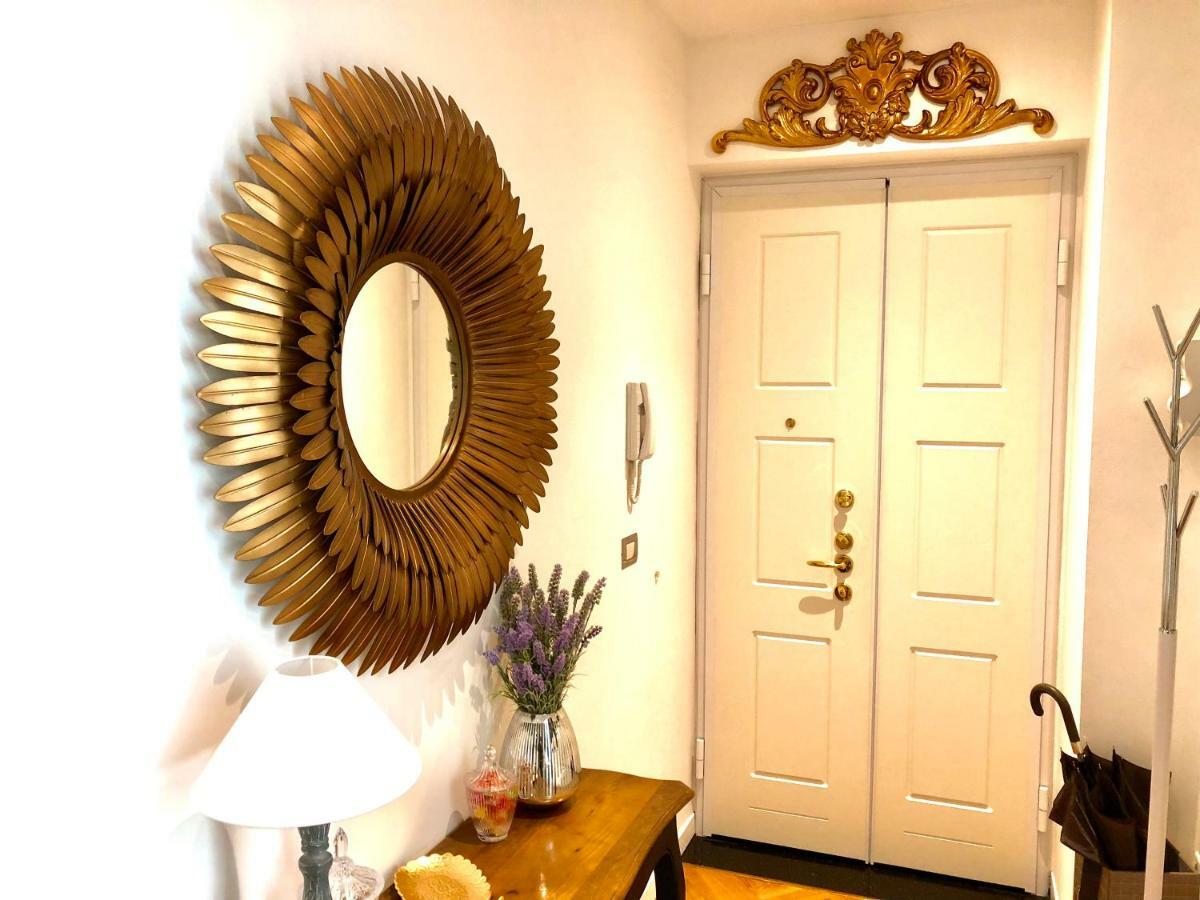 Milanese Luxury Apartment Buitenkant foto